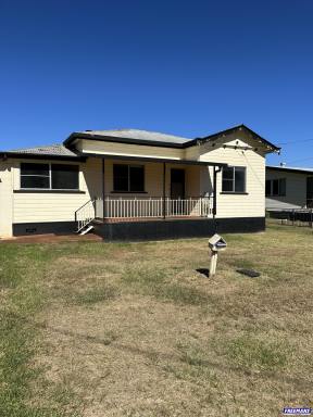 House Leased - QLD - Kingaroy - 4610 - Spacious 2 Bedroom Home With Plenty of Undercover Parking  (Image 2)