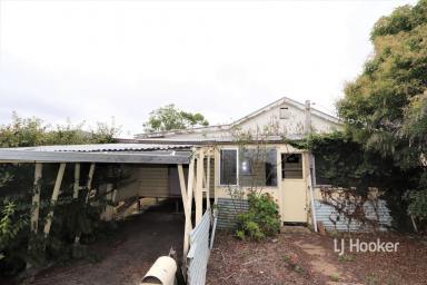 Residential Block Sold - NSW - Inverell - 2360 - SOLD BY LJ HOOKER INVERELL  (Image 2)