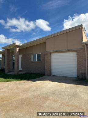 Duplex/Semi-detached For Lease - QLD - Kingaroy - 4610 - 3 Bedroom, 2 Bathroom Unit  (Image 2)