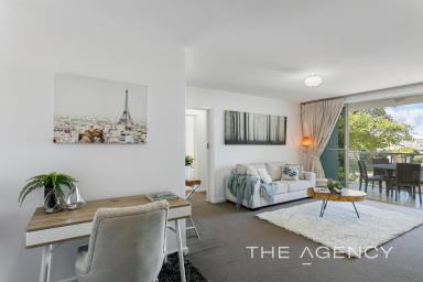 Apartment Sold - WA - Claremont - 6010 - Lifestyle Appeal in a First Class Location!  (Image 2)