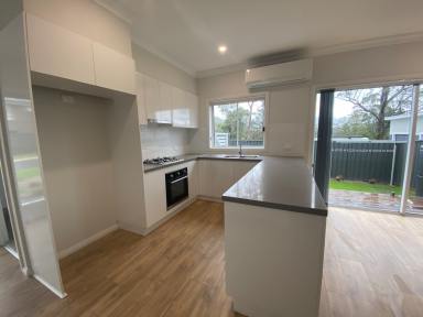 Townhouse For Lease - NSW - Albion Park - 2527 - Near New 3 Bedroom Townhouse  (Image 2)