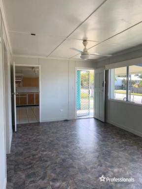House Sold - QLD - North Mackay - 4740 - Fantastic Location - Renovators Dream!  (Image 2)