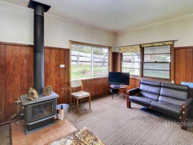 House For Sale - VIC - Swifts Creek - 3896 - IN THE HEART OF SWIFTS CREEK  (Image 2)