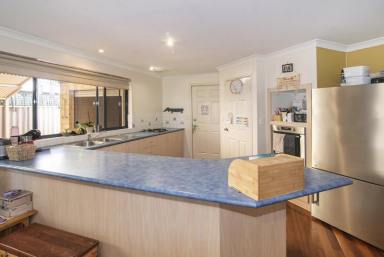 House Sold - WA - West Busselton - 6280 - CLASS  IN  CLOISTERS  (Image 2)