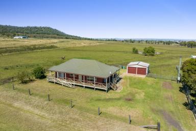 Other (Rural) Sold - QLD - East Greenmount - 4359 - 46 Moller Road, East Greenmount.

Highly sought-after Rural Lifestyle acreage close to everything Toowoomba and the Downs has to offer.  (Image 2)
