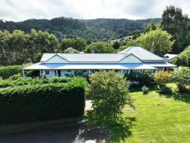 Acreage/Semi-rural For Sale - VIC - Hordern Vale - 3238 - JEWEL IN THE CROWN - AIRE VALLEY GUEST HOUSE  (Image 2)