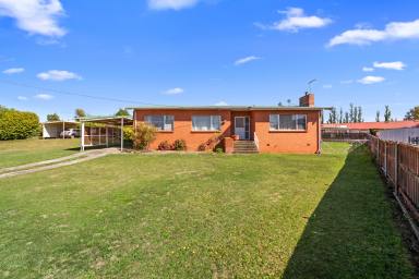 House Sold - TAS - Sheffield - 7306 - Ideal for families with 3 generous bedrooms  (Image 2)