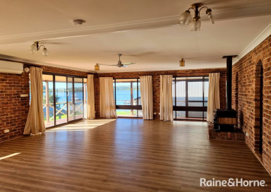 House For Lease - NSW - Greenwell Point - 2540 - Waterfront Living with Stunning Shoalhaven River Views  (Image 2)