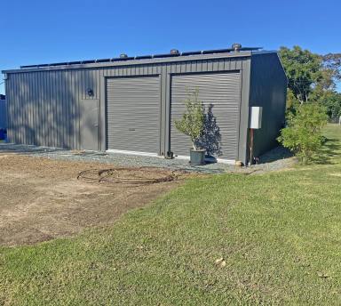 Acreage/Semi-rural For Sale - NSW - Wingham - 2429 - MODERN HOME ON ACRES ON THE EDGE OF TOWN WITH CREEK FRONTAGE!  (Image 2)
