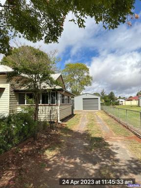 House For Lease - QLD - Kingaroy - 4610 - Timber Home in Wooroolin  (Image 2)