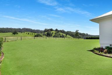 House For Sale - NSW - Berry - 2535 - Exquisite Family Retreat with Rural Views  (Image 2)