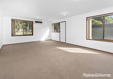 House Leased - NSW - Kiama Downs - 2533 - APPLICATION APPROVED & DEPOSIT TAKEN  (Image 2)