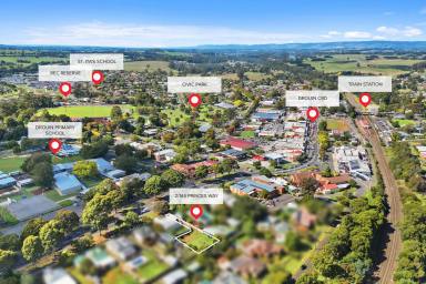 Residential Block For Sale - VIC - Drouin - 3818 - Rare Titled Block- Established Inner Town Drouin  (Image 2)