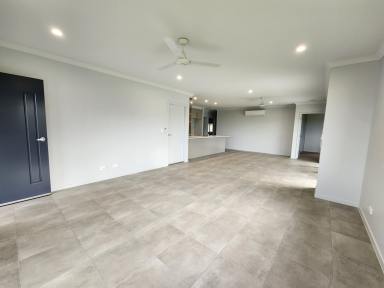 House Leased - QLD - Tolga - 4882 - PENDING APPLICATIONS

Near New Fully Air-conditioned 3 Bedroom home  (Image 2)
