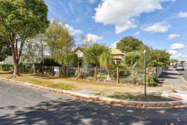 House Sold - SA - Penola - 5277 - Beautiful Charm and Outstanding Location  (Image 2)