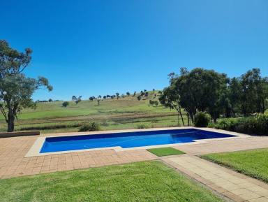 House For Sale - NSW - Gundagai - 2722 - Rural Living with Style  (Image 2)