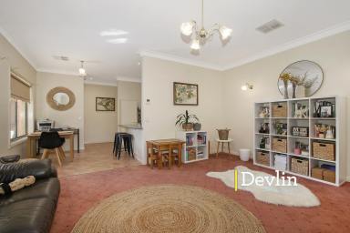 Townhouse Sold - VIC - Beechworth - 3747 - RETIRE NOW OR INVEST FOR THE FUTURE!  (Image 2)
