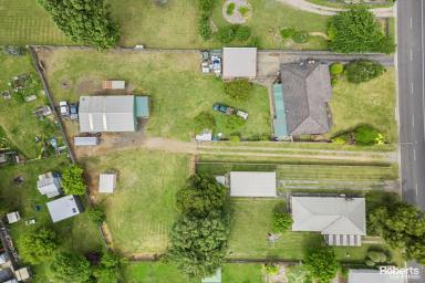 Residential Block Sold - TAS - Railton - 7305 - 9 x 12m Shed Man Cave on 1837m2  (Image 2)