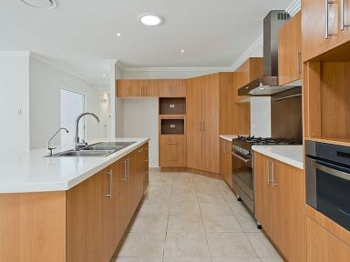 House Leased - QLD - Samford Village - 4520 - APPLICATIONS NOW CLOSED  (Image 2)