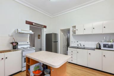 House Leased - NSW - East Tamworth - 2340 - The Perfect Place!  (Image 2)