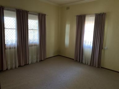 House Leased - NSW - Tumut - 2720 - Neat as a pin  (Image 2)