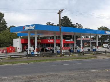 Retail For Lease - VIC - Kinglake - 3763 - SHOW-OFF YOUR BUSINESS IN KINGLAKE  (Image 2)