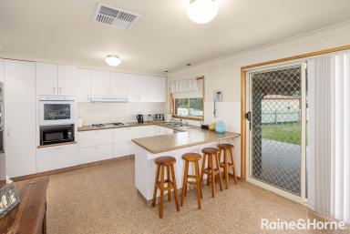 House Leased - NSW - Glenfield Park - 2650 - THERES NO PLACE LIKE HOME  (Image 2)