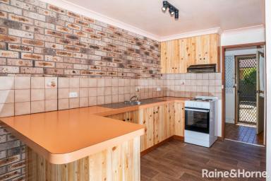 Unit For Lease - NSW - Ashmont - 2650 - Comfortable & Convenient Living in Ashmont  (Image 2)