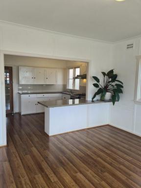 House Leased - NSW - Bega - 2550 - Freshly renovated sweet home in prime location.  (Image 2)