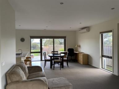 Townhouse Leased - VIC - Warrnambool - 3280 - SOUGHT AFTER NORTH WARRNAMBOOL LOCATION  (Image 2)