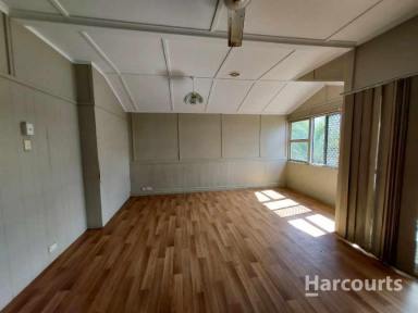 House Leased - QLD - Buxton - 4660 - High Set 3 Bedroom Home Quiet Location!  (Image 2)