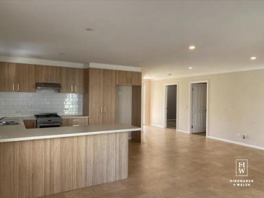 House Leased - NSW - Moss Vale - 2577 - Stunning Home!  (Image 2)