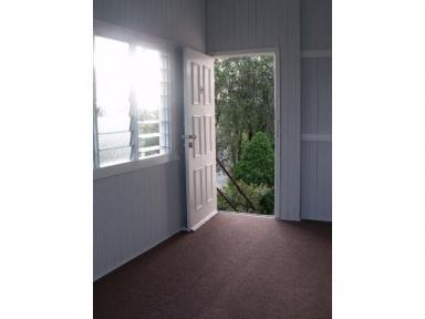 House Leased - QLD - Gympie - 4570 - UNDER APPLICATION!  3 bedroomed house well located close to shopping centre and CBD!  (Image 2)