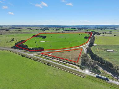 Cropping For Sale - VIC - Pitfield - 3351 - PRODUCTIVE BALLARAT DISTRICT ACREAGE  (Image 2)