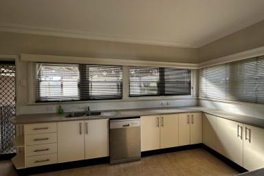 House Leased - NSW - Glendale - 2285 - NEAT & TIDY HOME  (Image 2)