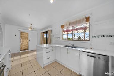 Unit Leased - TAS - Glenorchy - 7010 - Charming 3 bedroom Home  (Image 2)