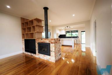 House Leased - VIC - Lucknow - 3875 - A Rare Find  (Image 2)