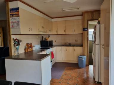 House For Sale - QLD - Ingham - 4850 - 5 BEDROOM, 2 BATHROOM, 5 CAR ACCOMODATION HOME!  (Image 2)