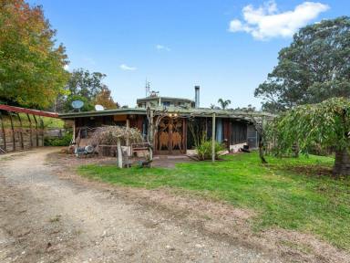 House For Sale - VIC - Swan Reach - 3903 - LIFESTYLE HOME ON ACREAGE  (Image 2)