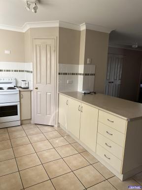 Unit Leased - QLD - Kingaroy - 4610 - PARTIALLY FURNISHED - 2 BEDROOM UNIT  (Image 2)
