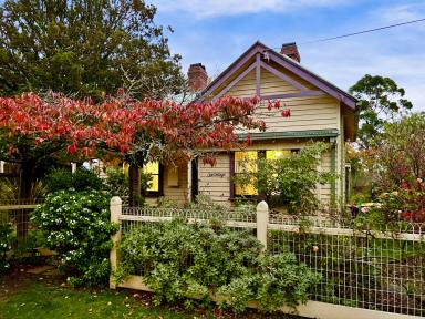 House Sold - VIC - Woodend - 3442 - "Oak Cottage"  Quintessential Character, Autumn colours and Prime Position!  (Image 2)