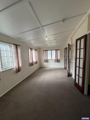 House For Lease - QLD - Kingaroy - 4610 - Lovely Timber Home, Freshly Painted  (Image 2)