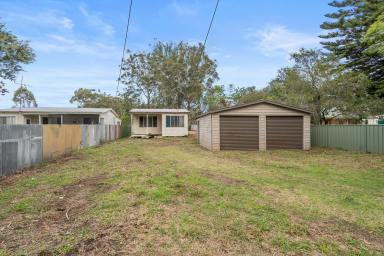 House For Sale - NSW - Medowie - 2318 - WHERE OPPORTUNITY MEETS CONVENIENCE!  (Image 2)
