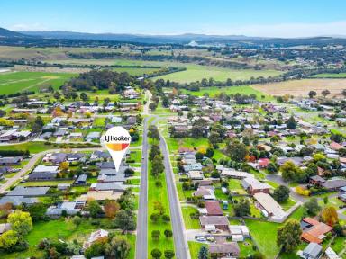 House Sold - VIC - Bairnsdale - 3875 - A RARE FIND IN WEST BAIRNSDALE  (Image 2)