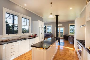 House For Sale - VIC - Yanakie - 3960 - LIFESTYLE PROPERTY IN IDEAL LOCATION  (Image 2)