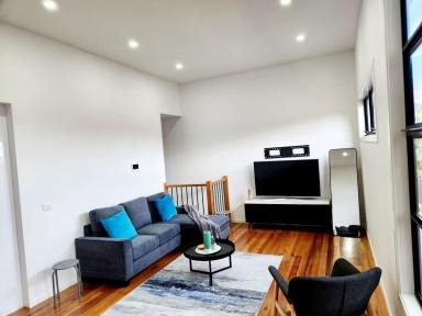 Townhouse For Lease - VIC - Fawkner - 3060 - DESIGNER TOWNHOUSE FOR LEASE  (Image 2)