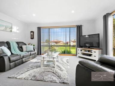 House Sold - TAS - Smithton - 7330 - Ready to move in and relax!  (Image 2)