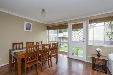 House For Lease - NSW - Raymond Terrace - 2324 - TOWNHOUSE IN LAKESIDE!  (Image 2)