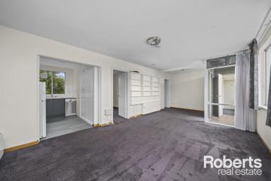 Apartment Leased - TAS - Battery Point - 7004 - Picture Perfect Location!  (Image 2)