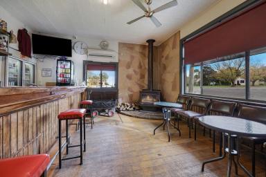 Hotel/Leisure For Sale - VIC - Caramut - 3274 - WESTERN HOTEL - LIVE AND ENJOY THE BEAUTIFUL COUNTRY LIFE  (Image 2)